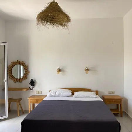 Retreat Apartment Glifades